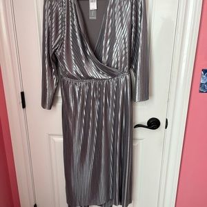 Lane Bryant Mid Length Dress with Belt.  New.  Size 18.